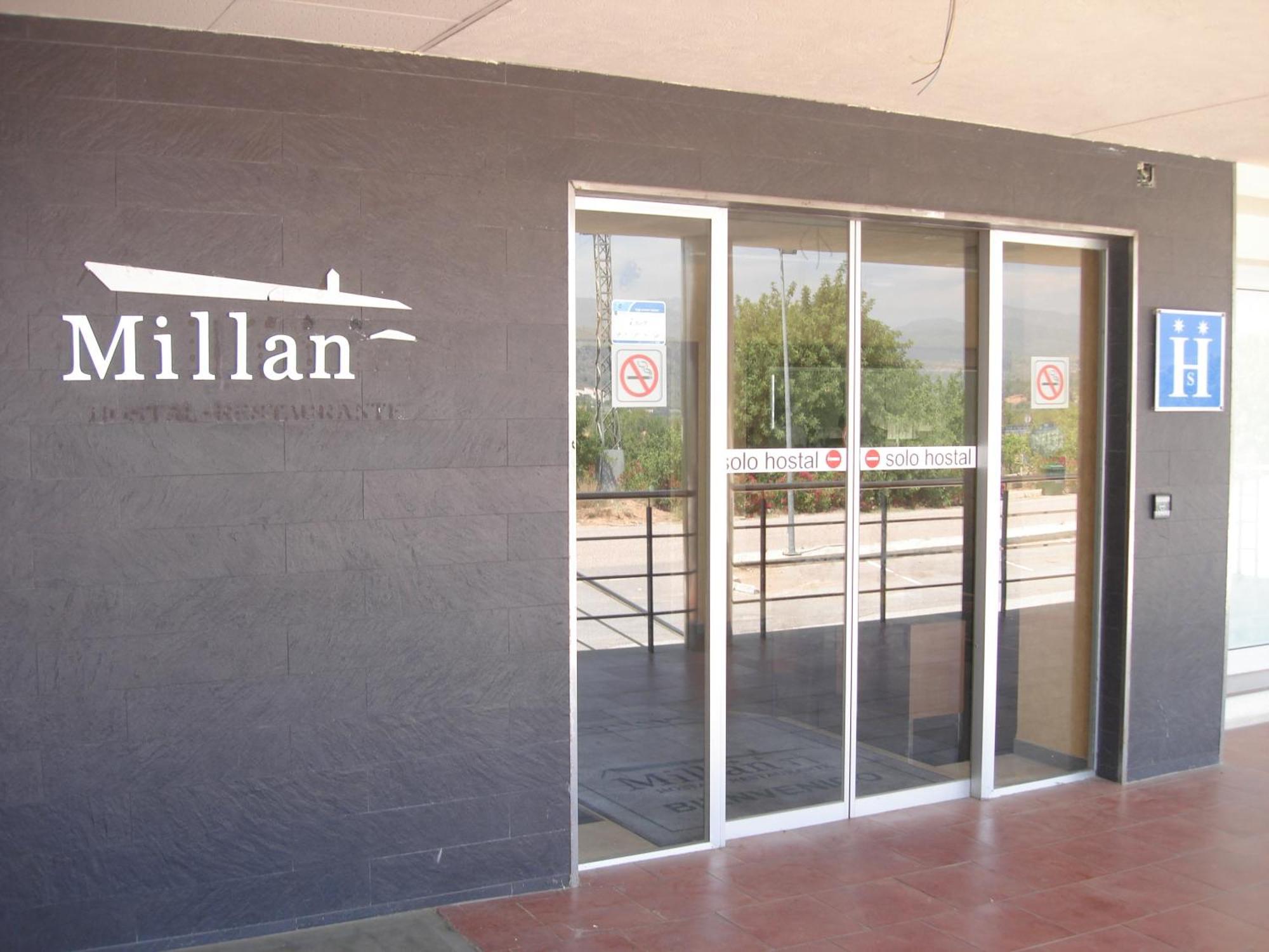 سيجوربي Hostal Millan المظهر الخارجي الصورة